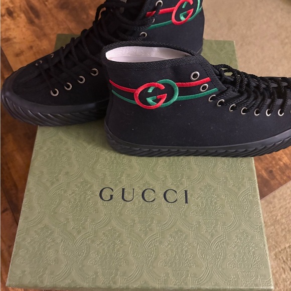 Gucci Black Interlocking High-Top Sneakers FULL Inclusion New In Box Size 9 - Picture 2 of 5